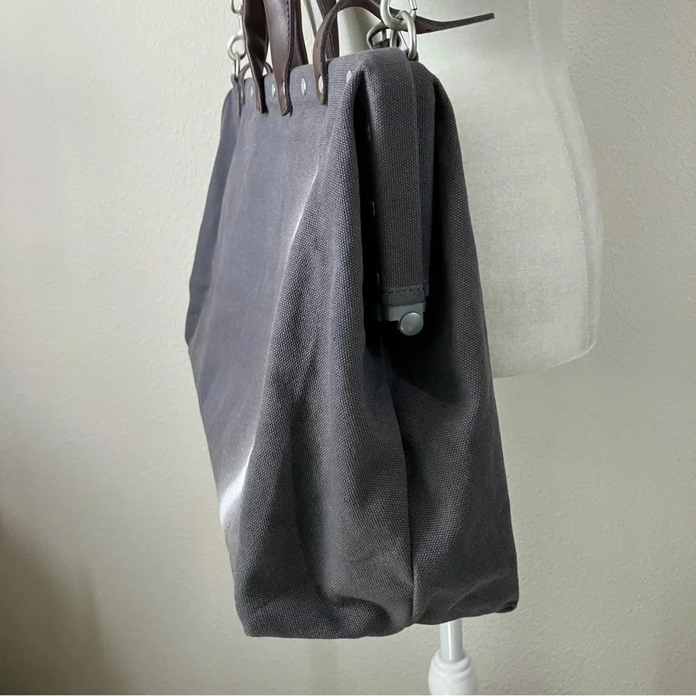LINE OF TRADE Weekender XL Duffle Rugged Canvas Travel Bag Tote Leather Trim